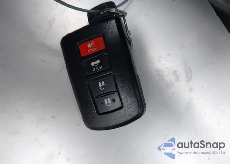 2016 Toyota Avalon Limited z USA, uszkodzony, nr VIN 4T1BK1EBXGU209439